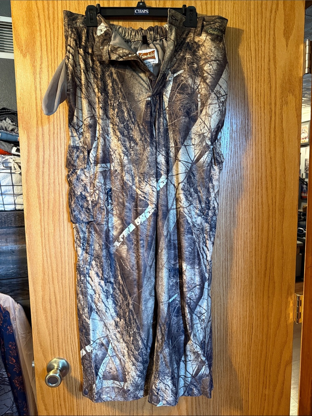 Women's camo pants